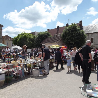 Vide-greniers- Bligny sur Ouche
